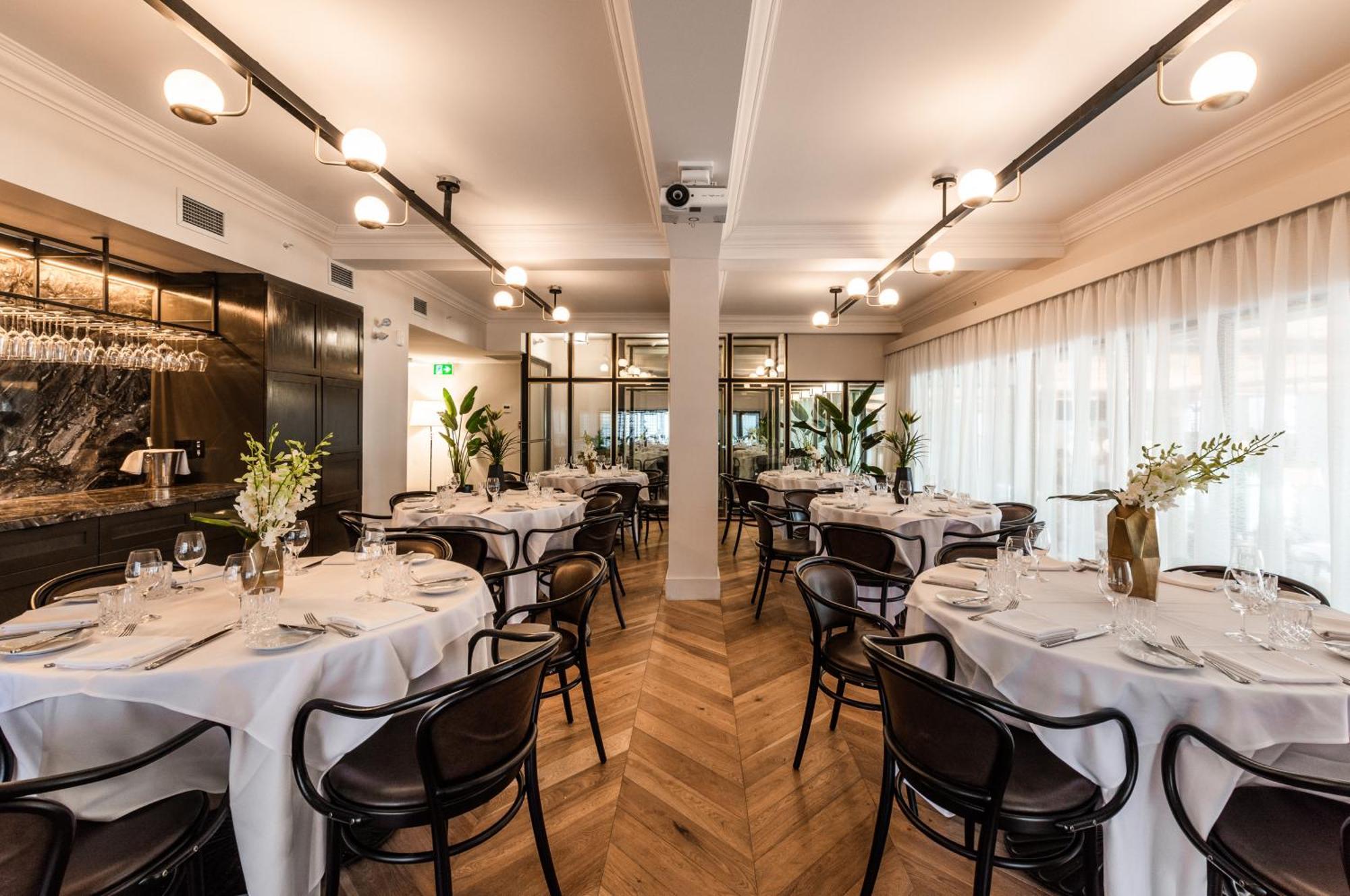 Hotel Birks Montreal Luaran gambar The interior of the restaurant