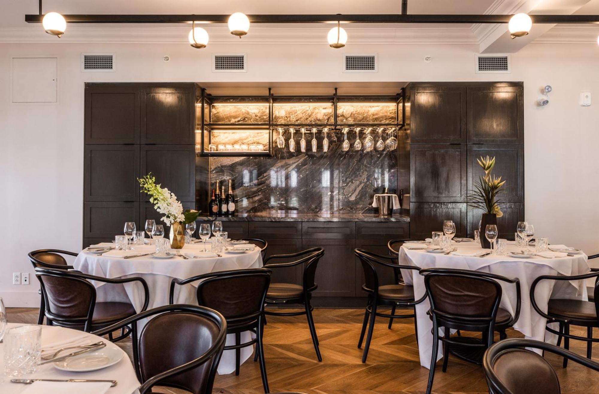 Hotel Birks Montreal Luaran gambar The interior of the restaurant