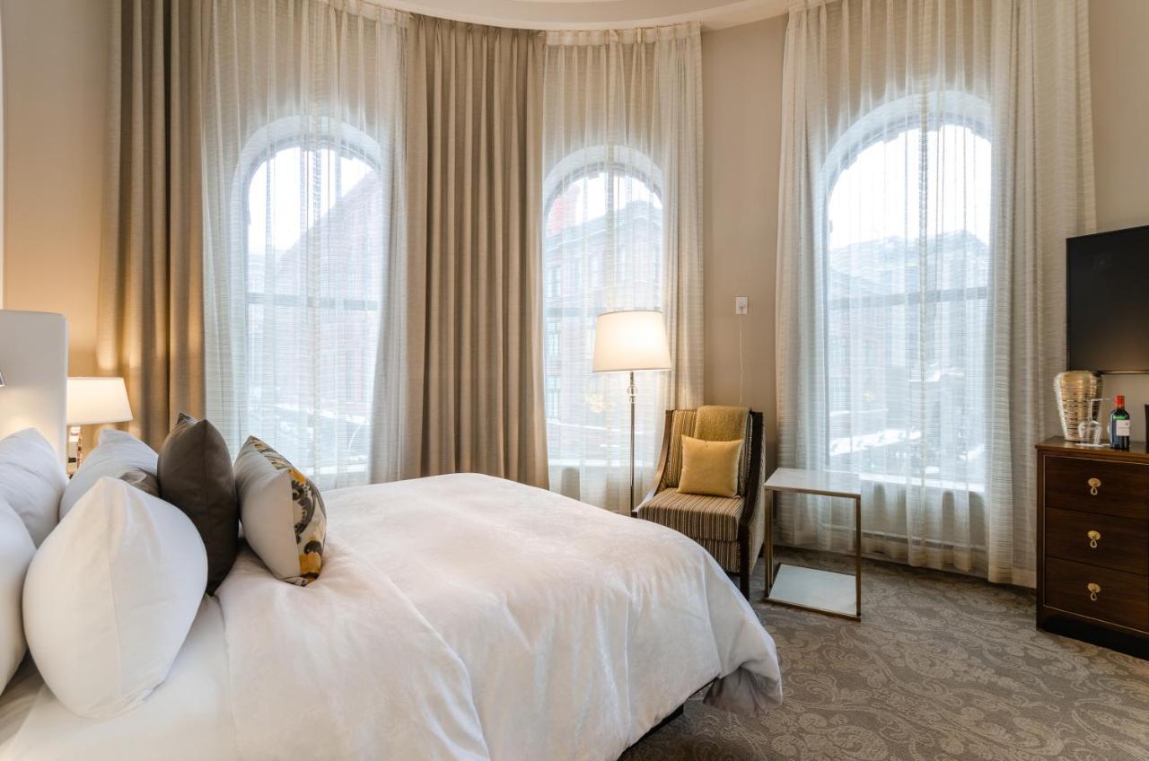 Hotel Birks Montreal Luaran gambar A bedroom at the hotel